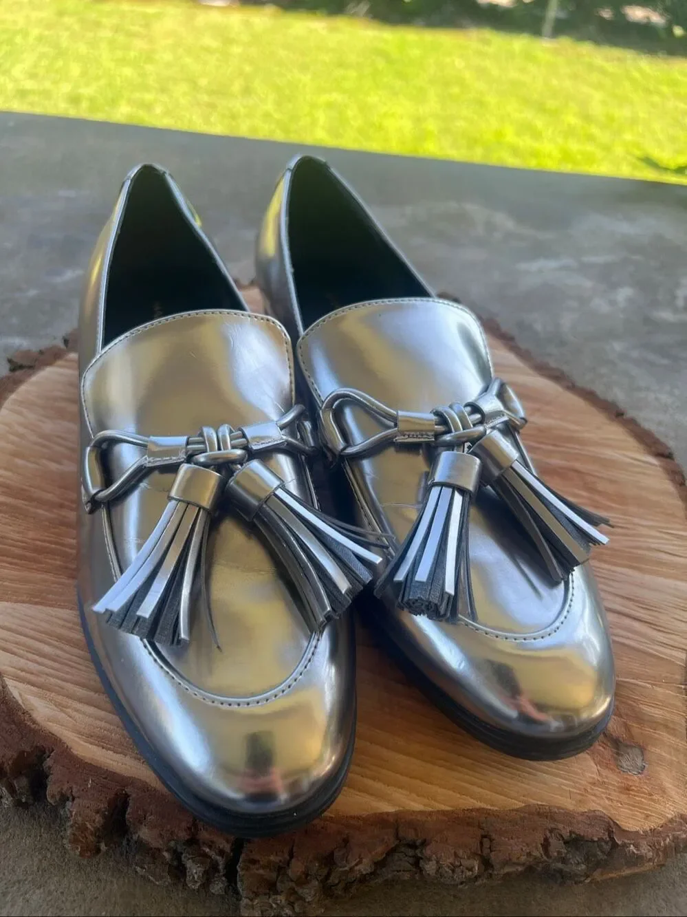 Marc Fisher Envy2 Metallic Silver Tassel Loafers Nwot Size 8